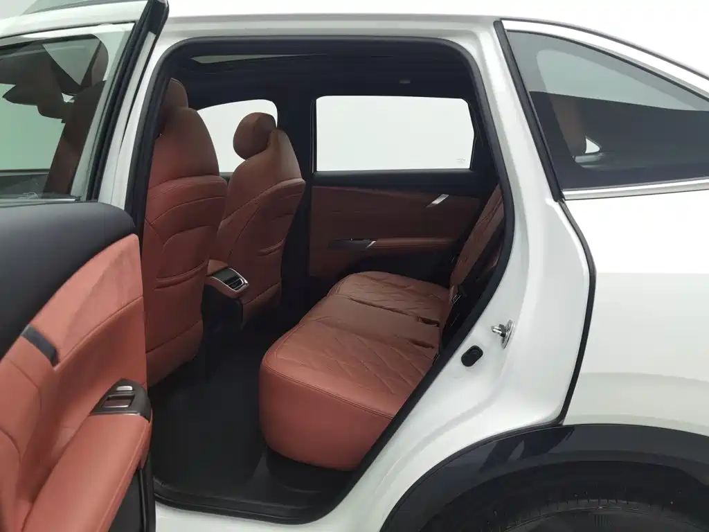 Changan CS75PLUS 2025 — фото 16