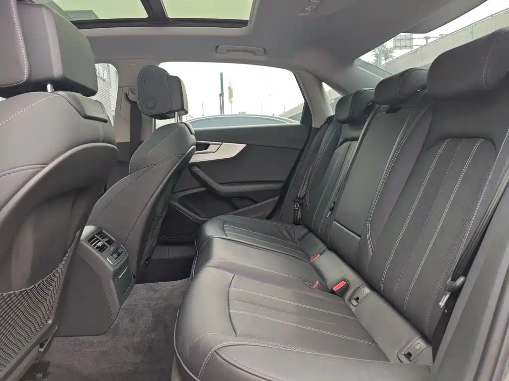 Audi A4L 2022