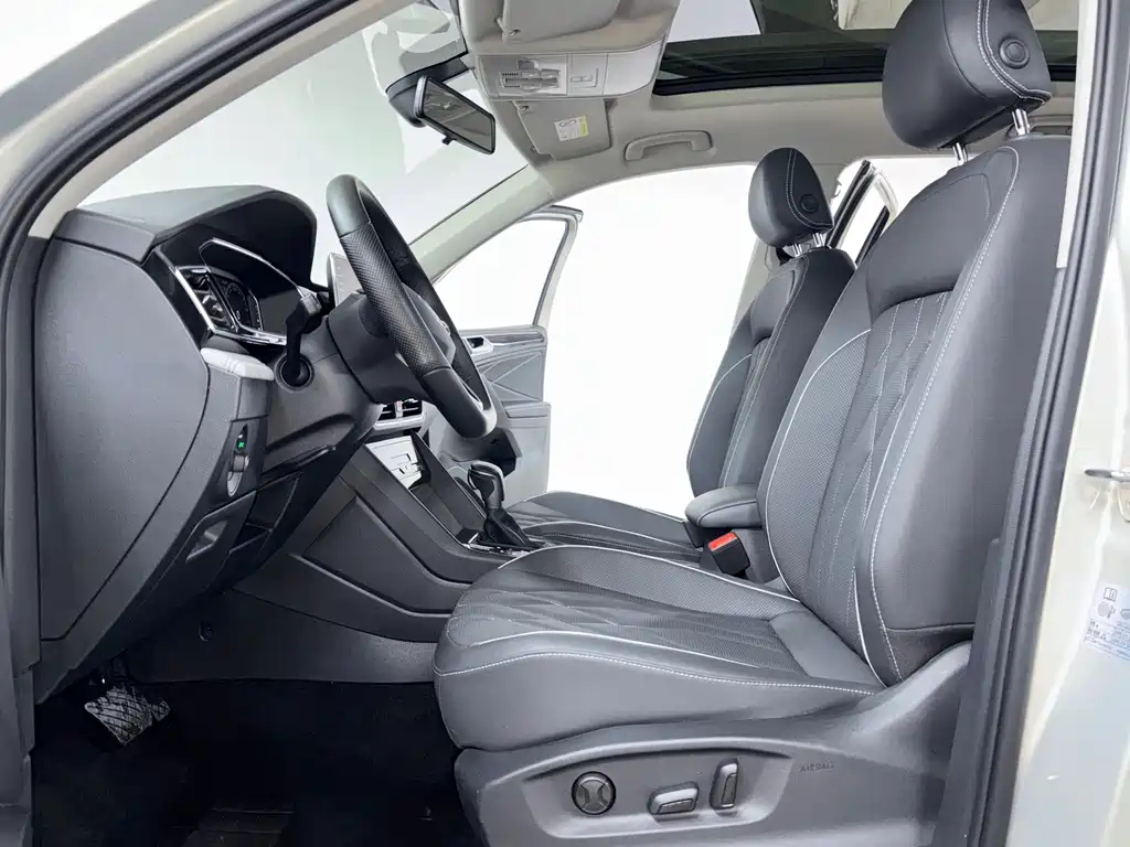 Volkswagen Tiguan L 2022