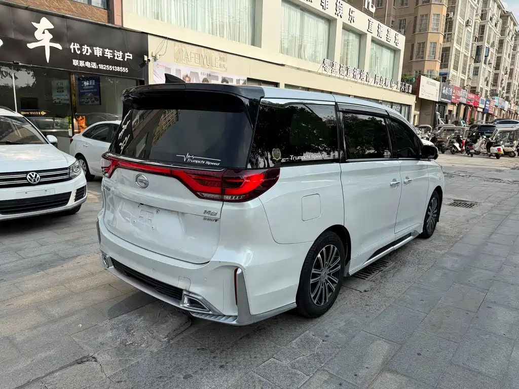 GAC Trumpchi M8 2022 — фото 6