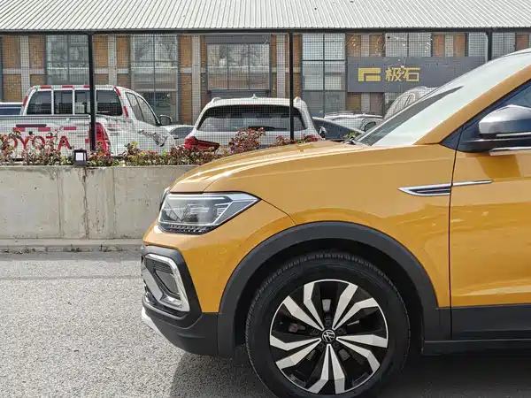 Volkswagen T-Cross 2021