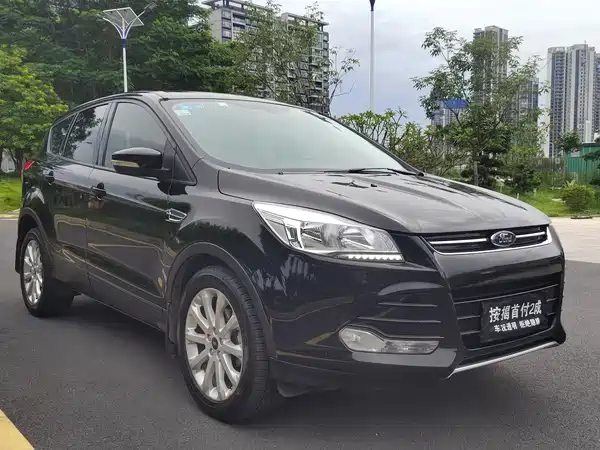 Ford Kuga 2016
