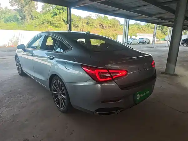 Hongqi H5 2020