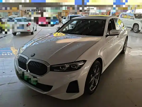 BMW i3 2023