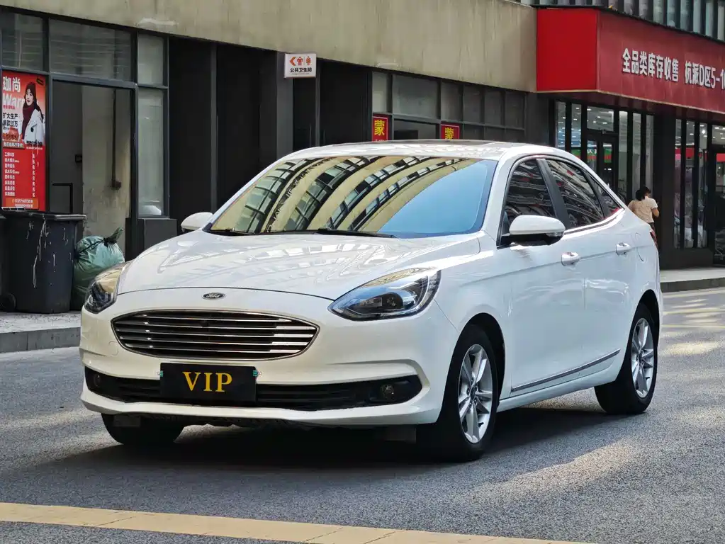 Ford Escort 2019