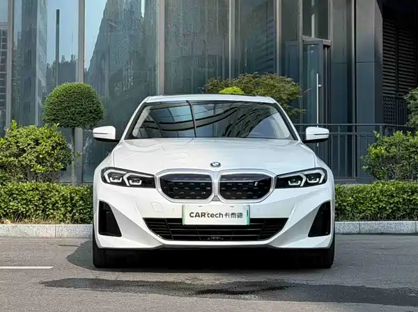 BMW i3 2023