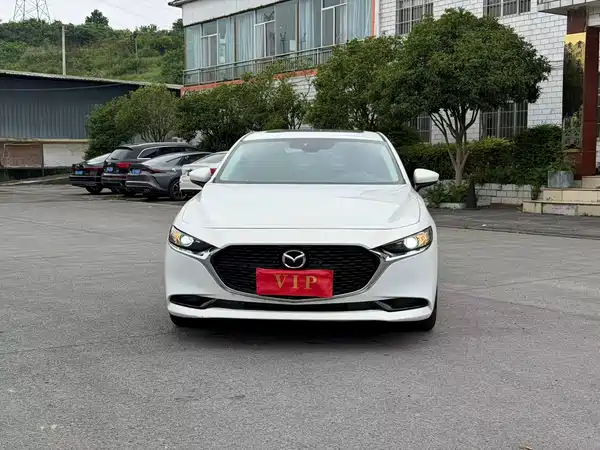 Mazda 3 Axela 2020