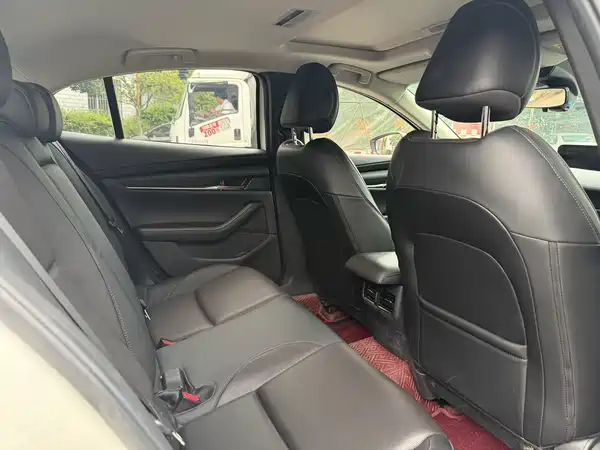 Mazda 3 Axela 2020