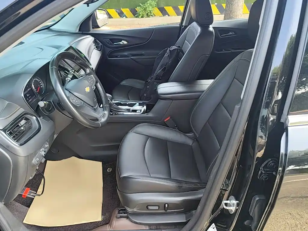 Chevrolet Equinox 2022 — фото 15