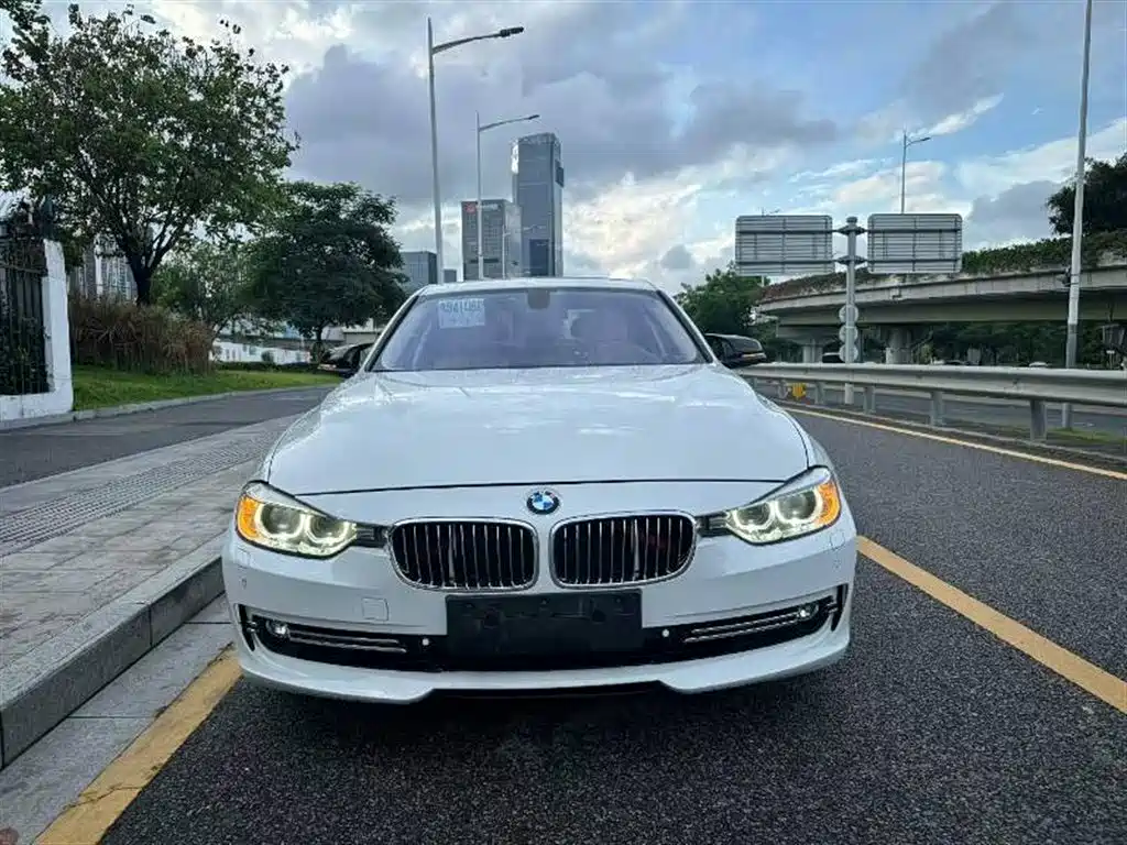 BMW 3 Series 2013 — фото 2