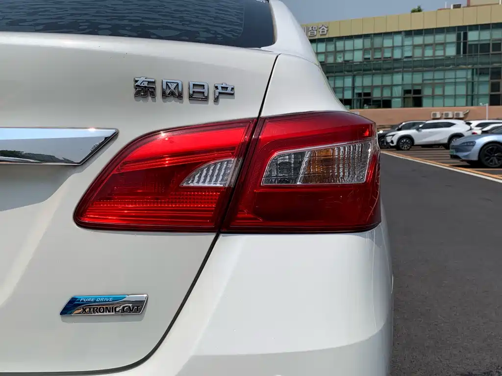 Nissan Sylphy 2019 — фото 12