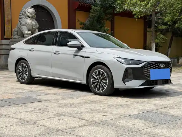 Chery Fengyun A8L 2025