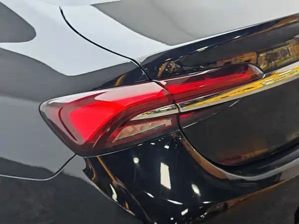 Buick LaCrosse 2021