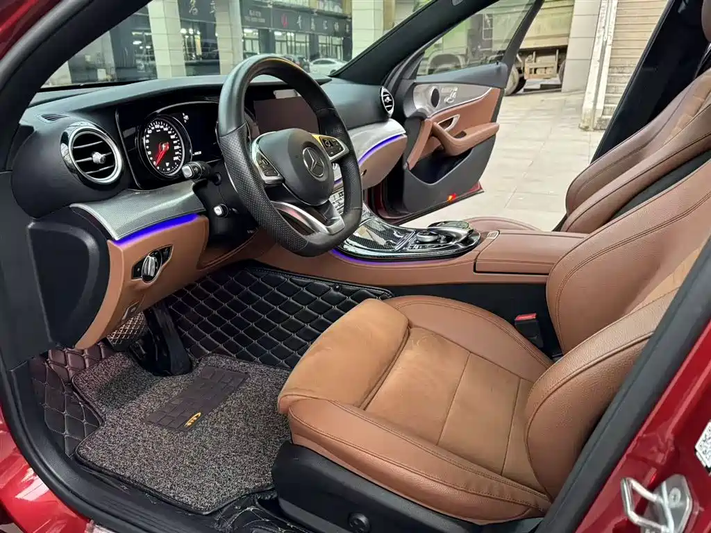 Mercedes-Benz E-Class 2017 — фото 14