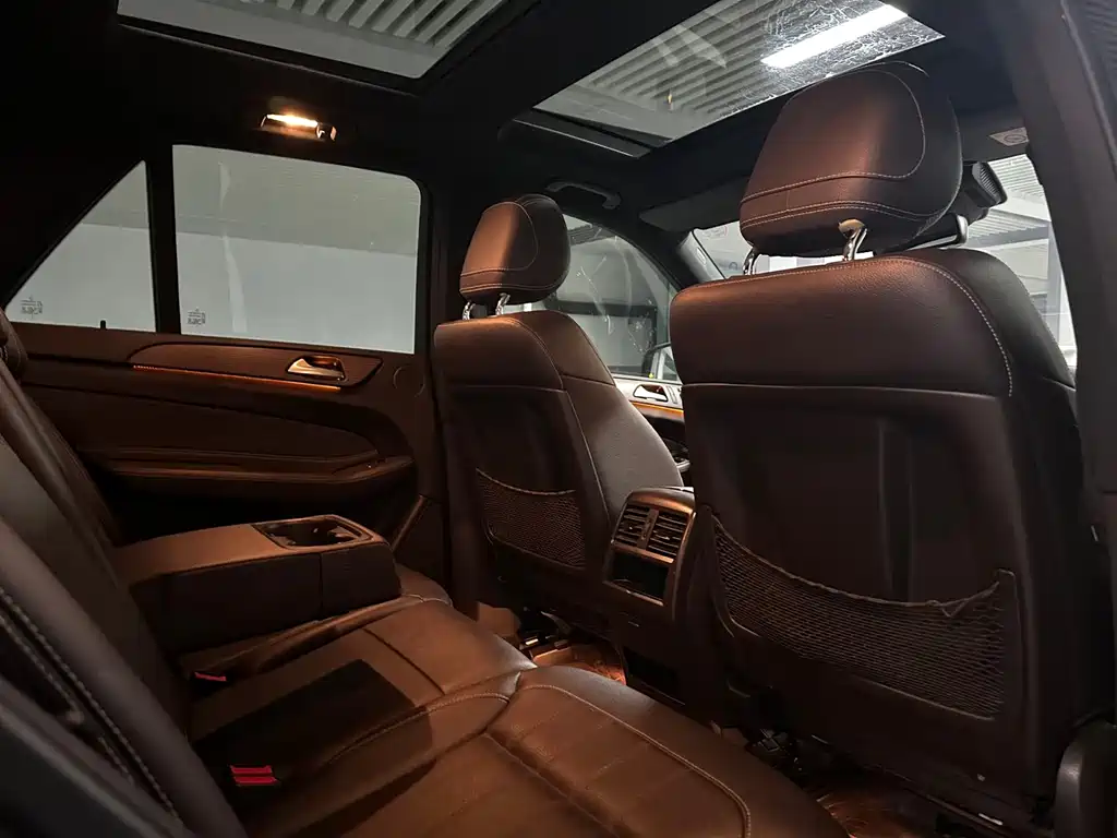 Mercedes-Benz GLE 2019 — фото 19