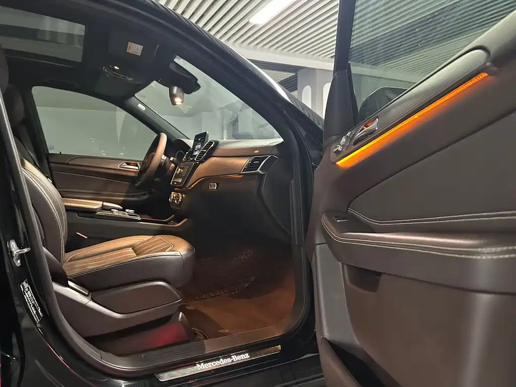 Mercedes-Benz GLE 2019 — фото 24