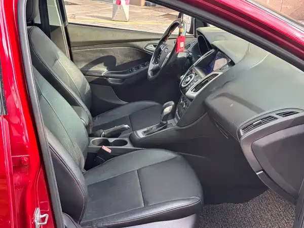 Ford Focus 2013