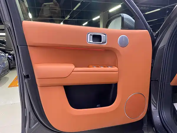 Li Auto L8 2024