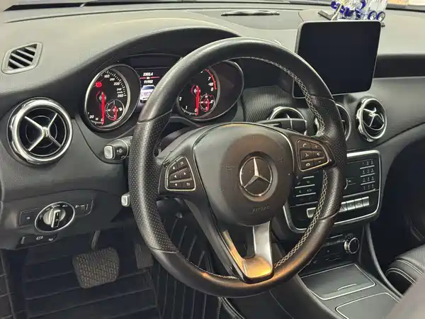 Mercedes-Benz GLA 2018