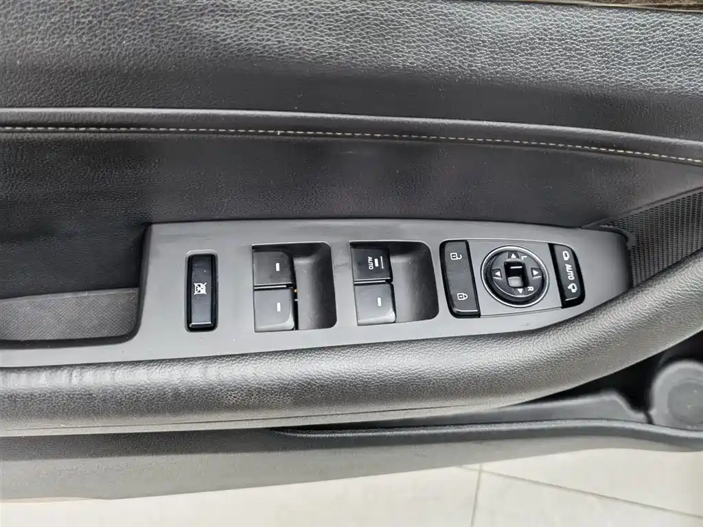 Hyundai Sonata 2017 — фото 9