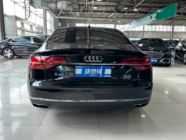 Audi A8 2014