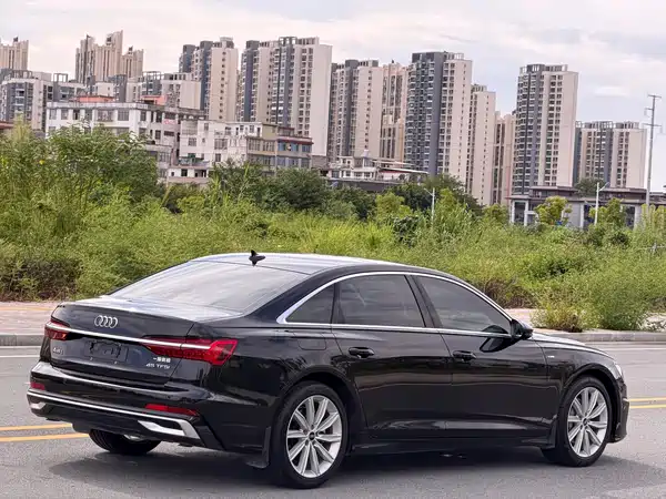Audi A6L 2023