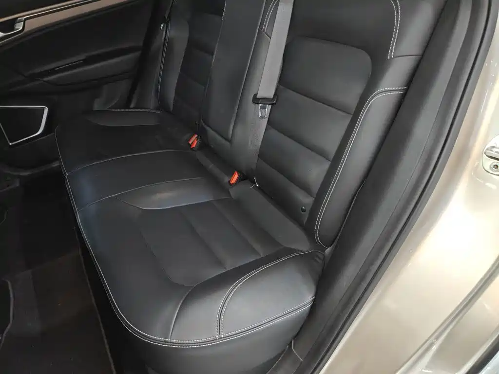 Geely Emgrand GS 2019 — фото 17