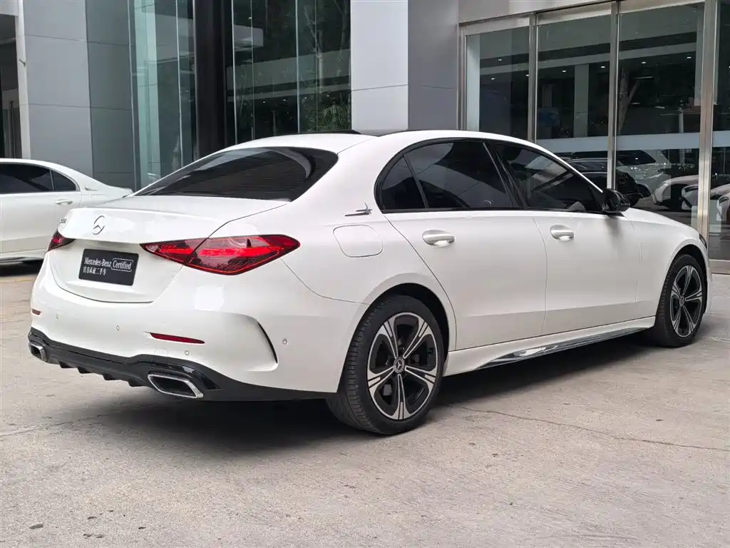 Mercedes-Benz C-Class 2022 — фото 10