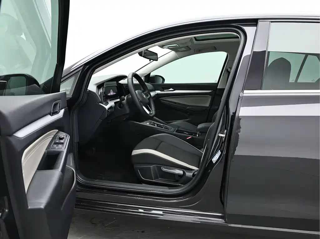 Volkswagen Golf 2022