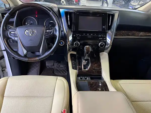 Toyota Alphard 2019