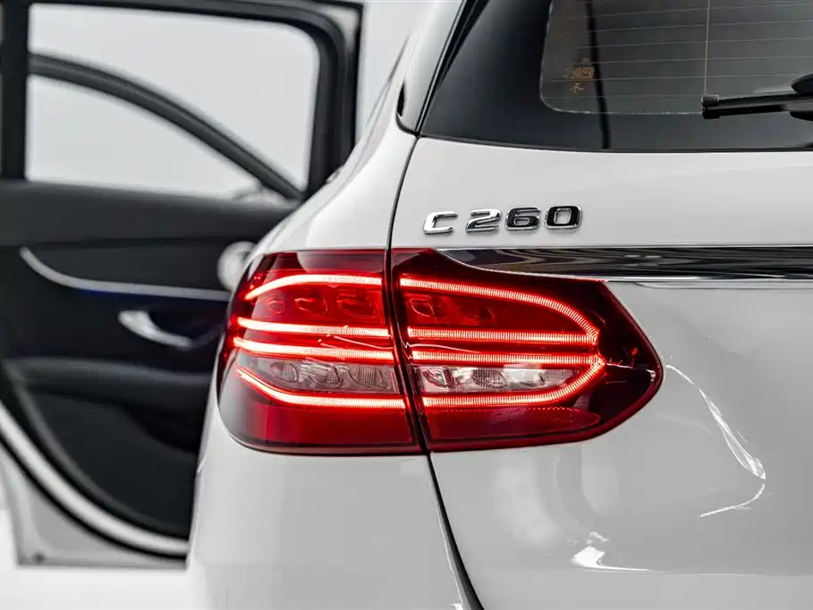 Mercedes-Benz C-Class 2021 — фото 37