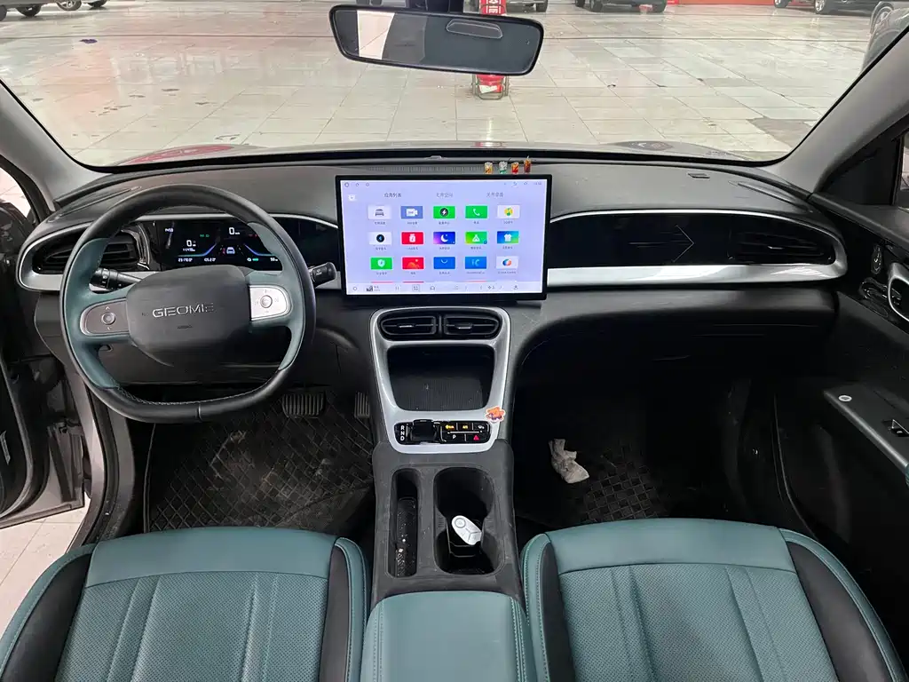 Geely Galaxy Starwish 2025 — фото 10