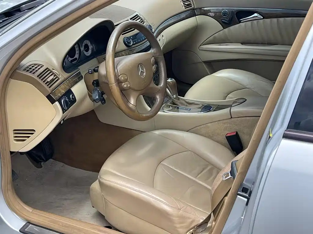 Mercedes-Benz E-Class 2007