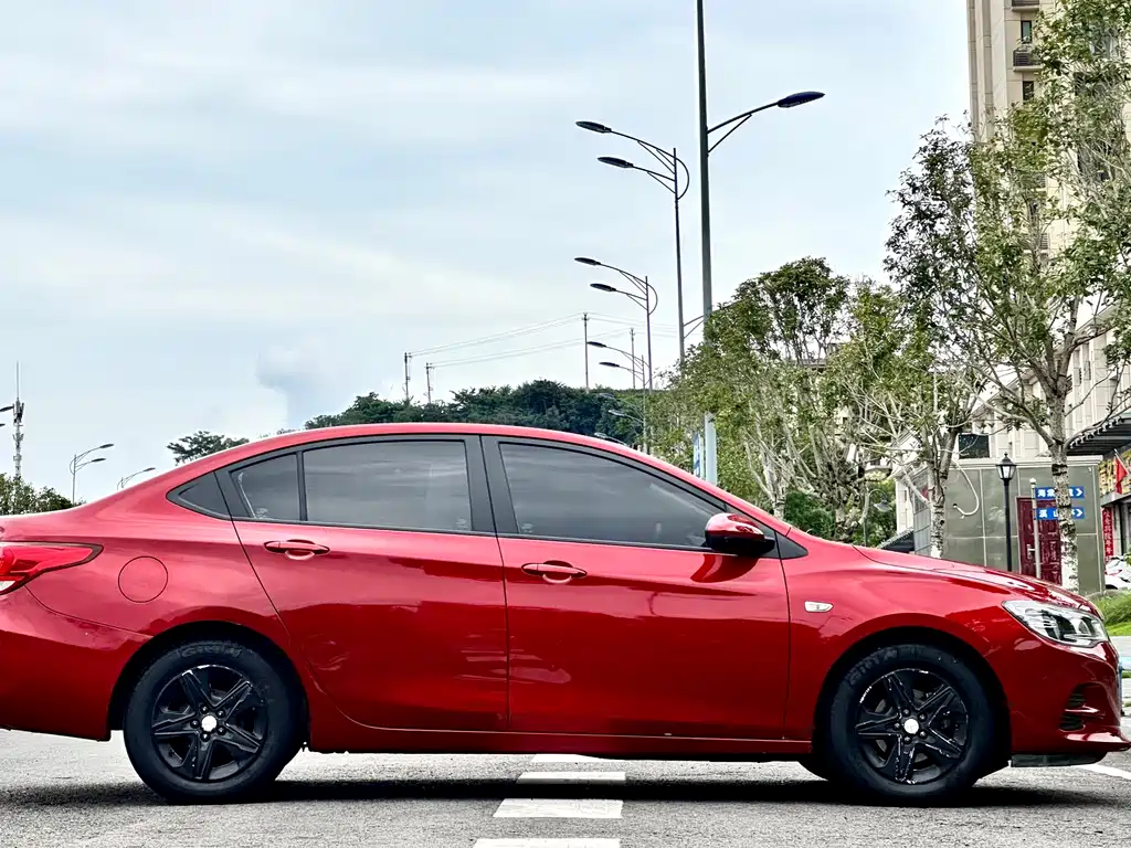 Chevrolet Cavalier 2017 — фото 10