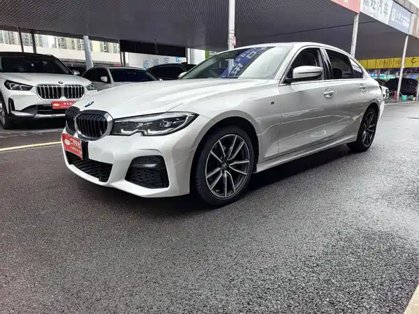BMW 3 Series 2022