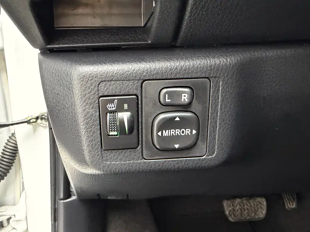 Toyota Yaris L 2022