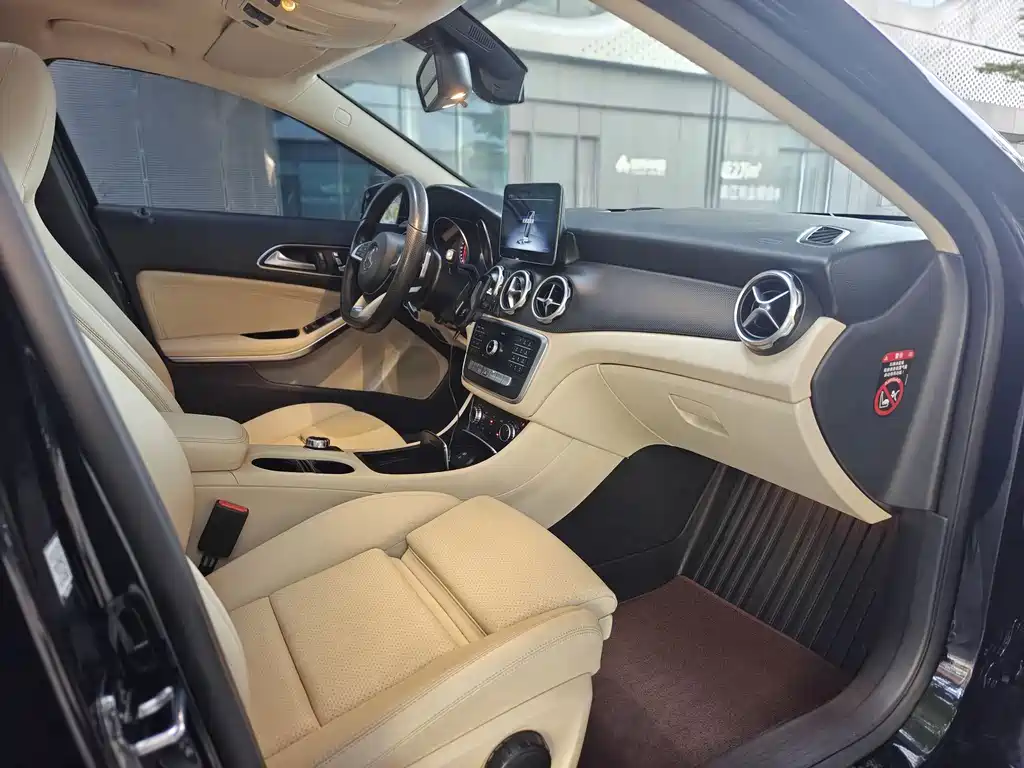 Mercedes-Benz GLA 2021 — фото 10