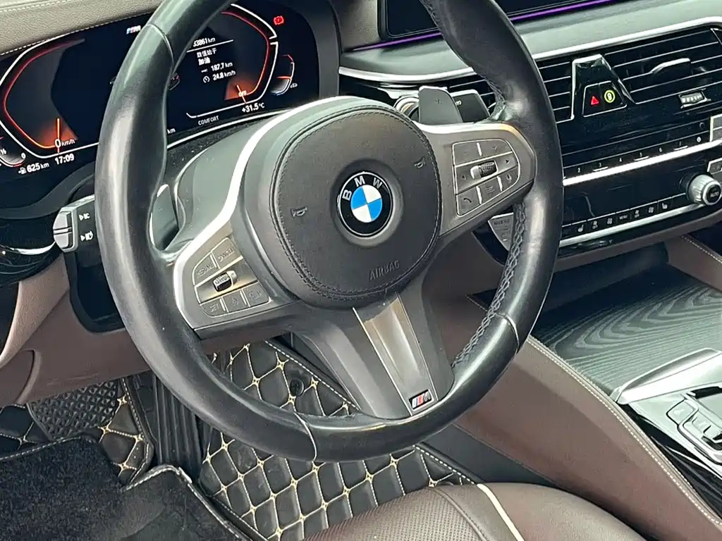 BMW 5 Series 2024