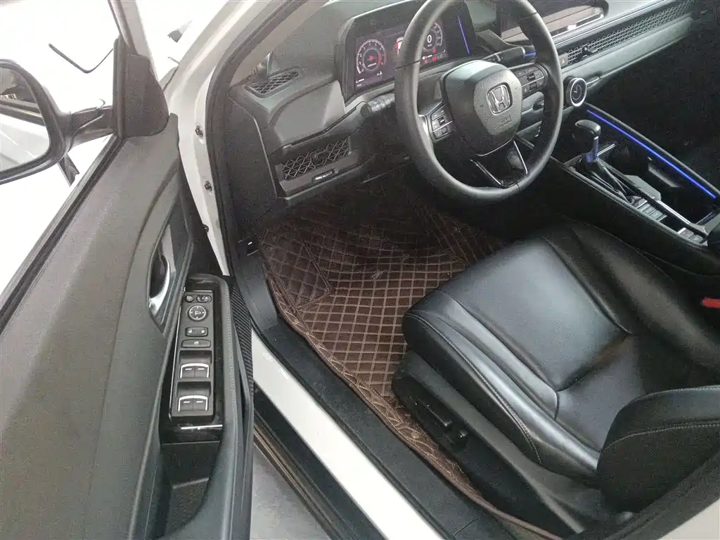 Honda Accord 2023 — фото 13