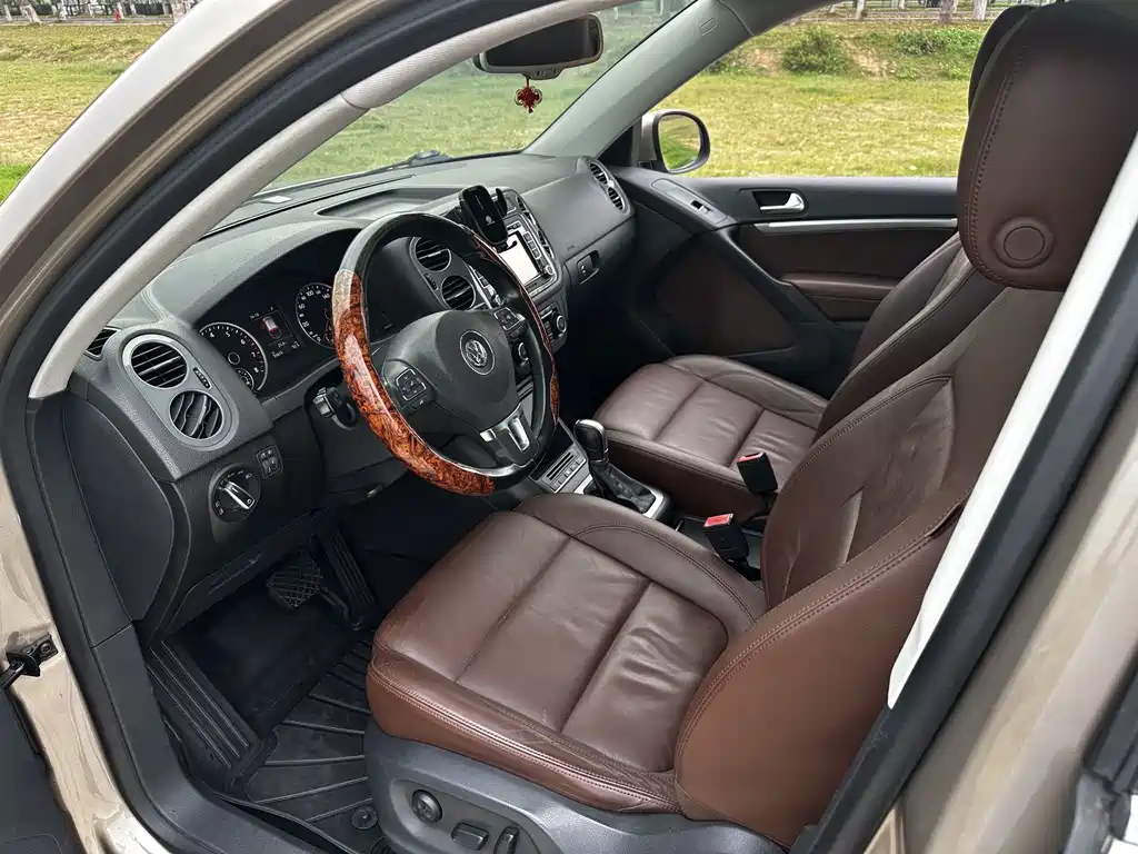 Volkswagen Tiguan 2015 — фото 13