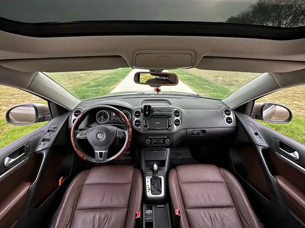 Volkswagen Tiguan 2015 — фото 20