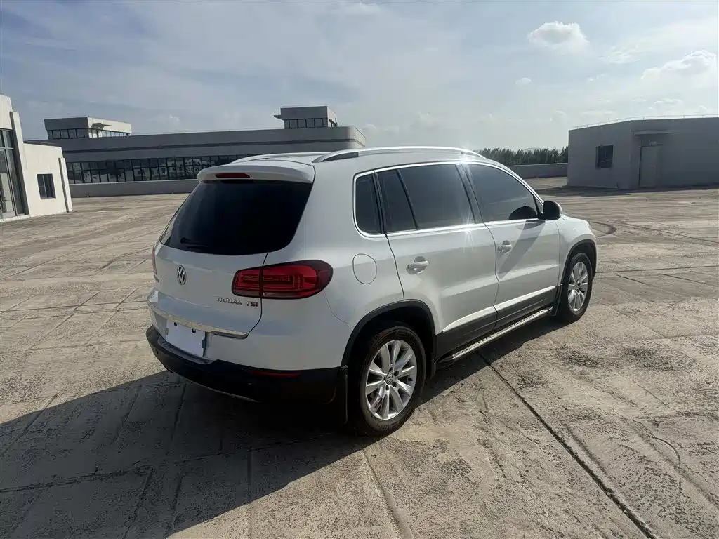 Volkswagen Tiguan 2014 — фото 9