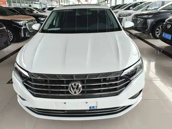 Volkswagen Sagitar 2022