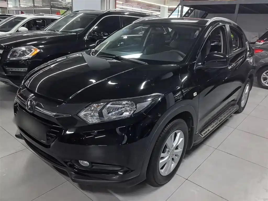 Honda Vezel 2016