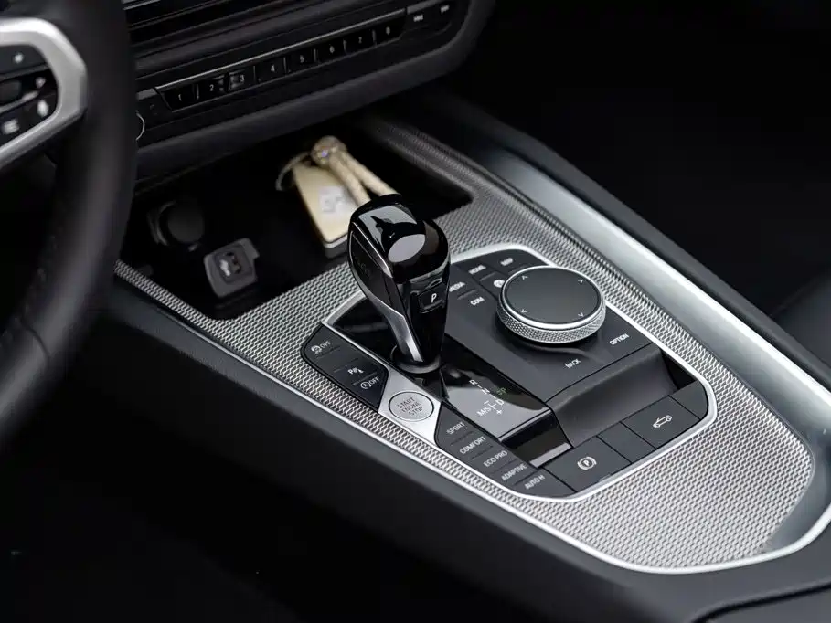 BMW Z4 2022 — фото 15