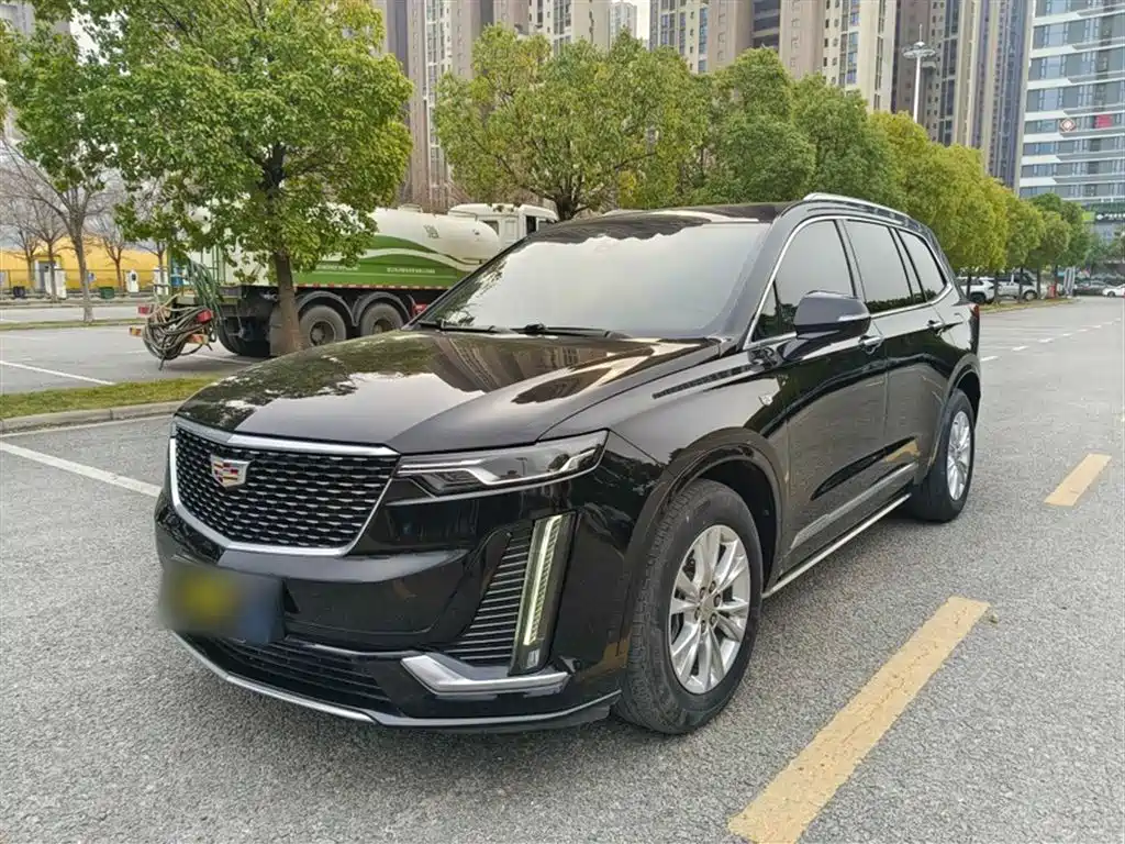 Cadillac XT6 2021 — фото 1