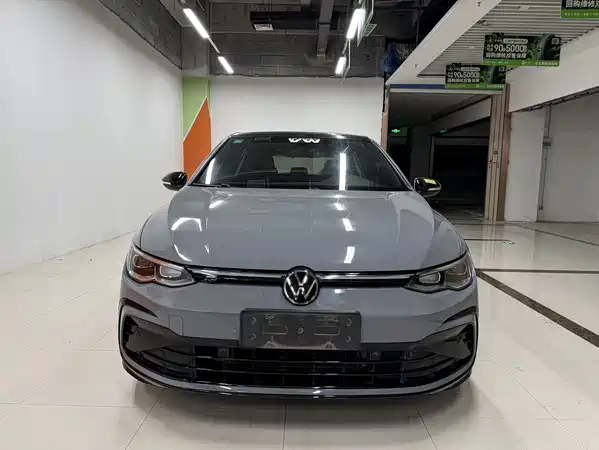 Volkswagen Golf 2022