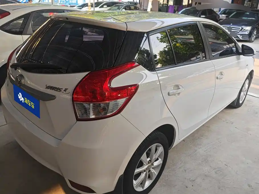 Toyota Yaris L 2016