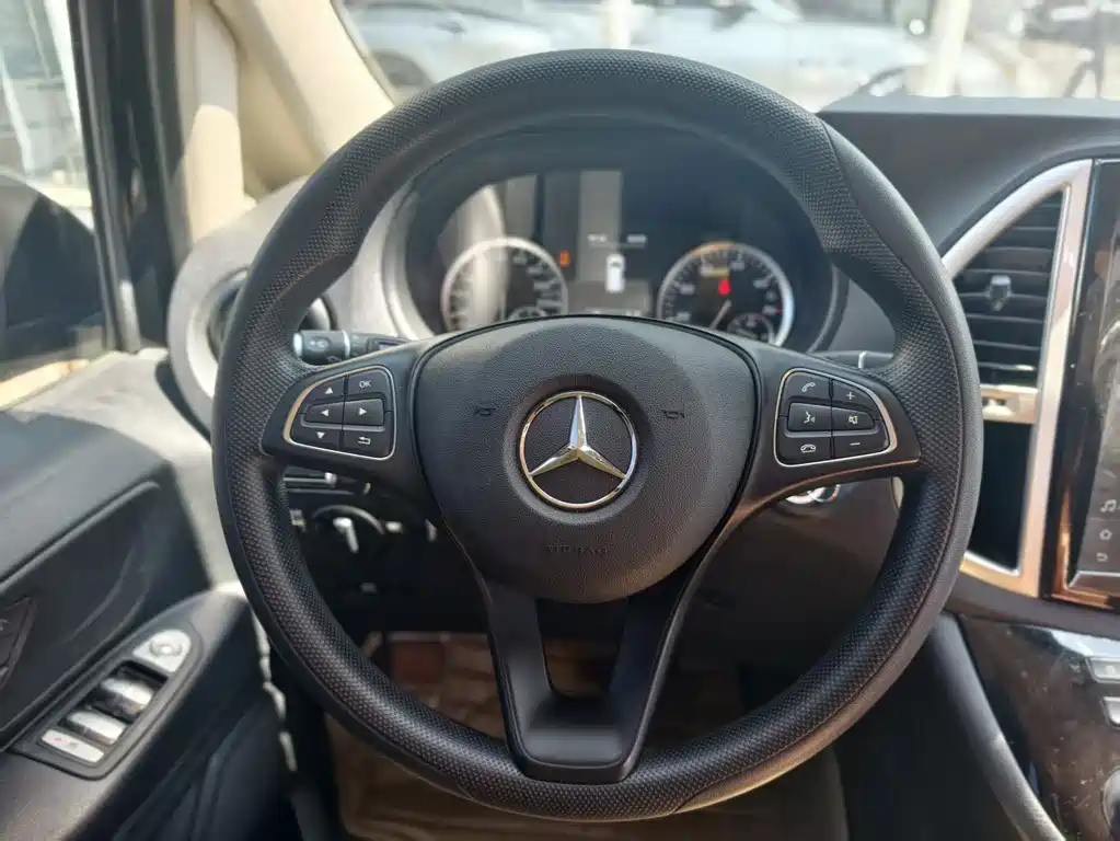Mercedes-Benz Vito 2018 — фото 12