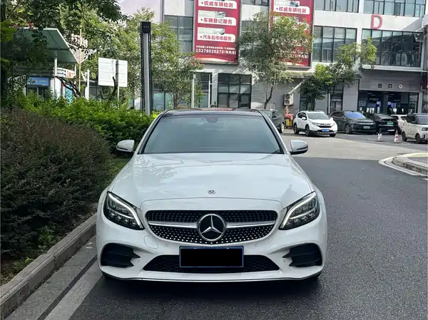 Mercedes-Benz C-Class 2021